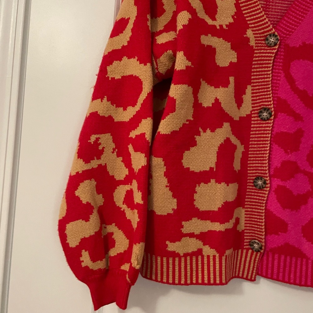NWT Vestique Depth Leaopard Two tone Multi colored Cardigan Sweater - Picture 7 of 12